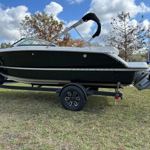 2022 Four Winns H1